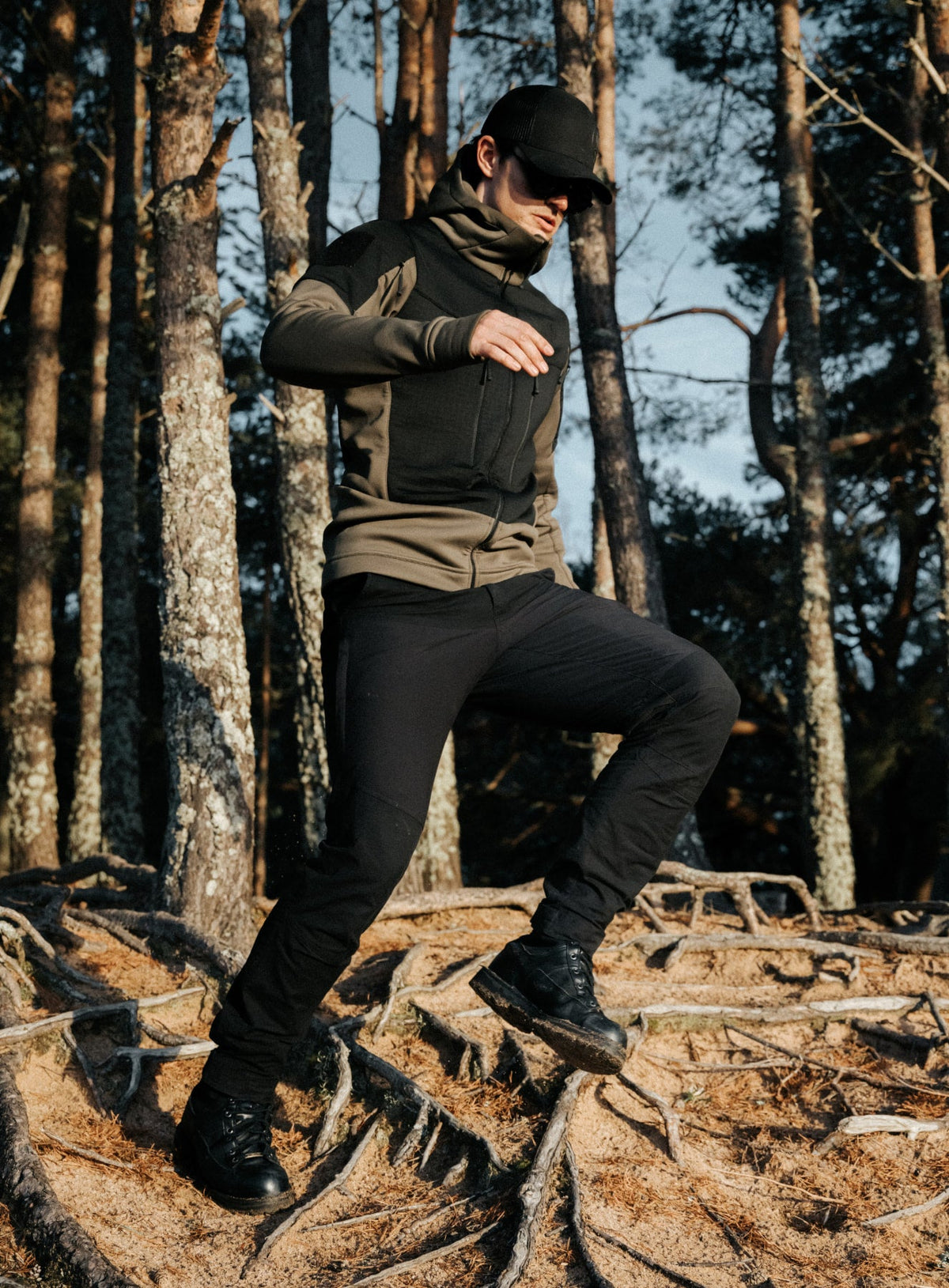 Creative Image Of Command Trousers In Obsidian Black (ITF)