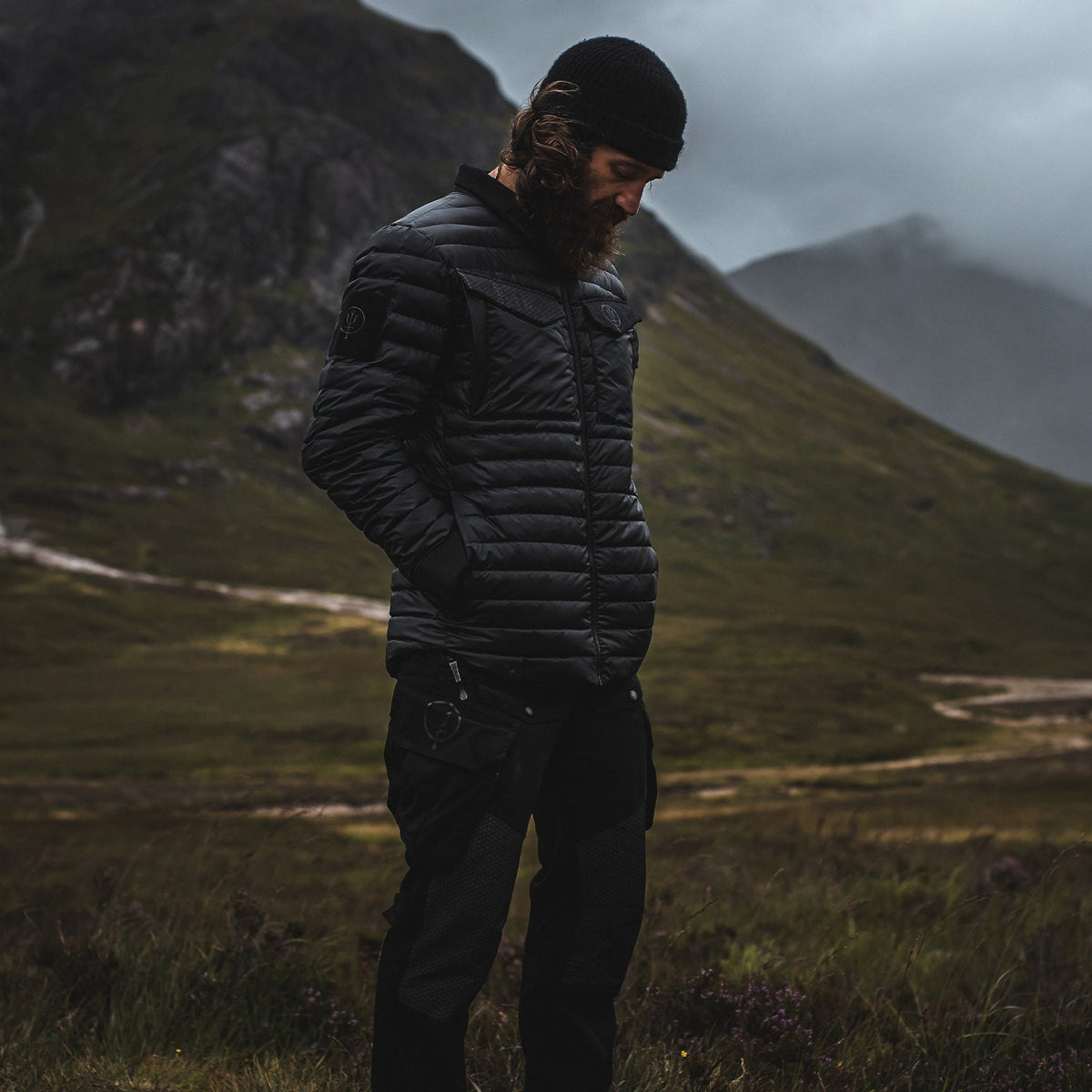 Creative Image Of Melee Down Jacket In Obsidian Black (ITF)