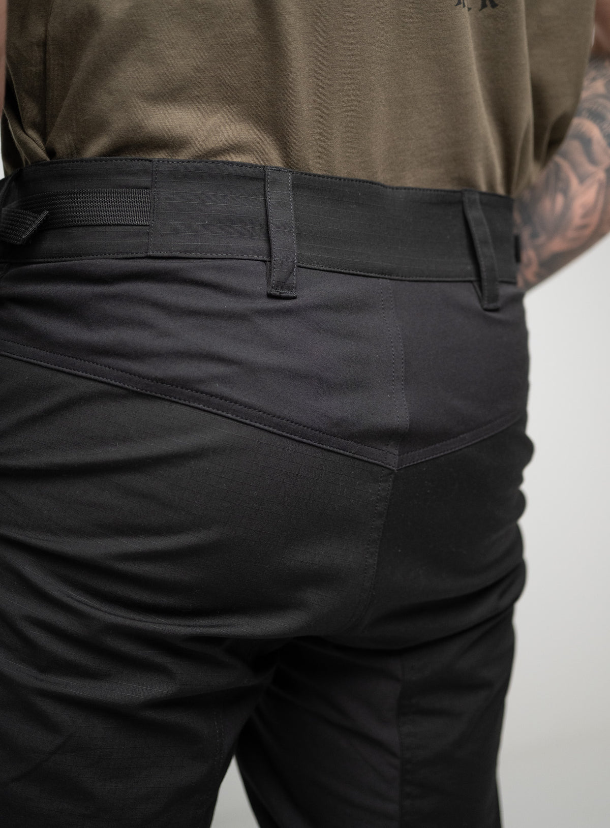 Stretch gusset and back yoke