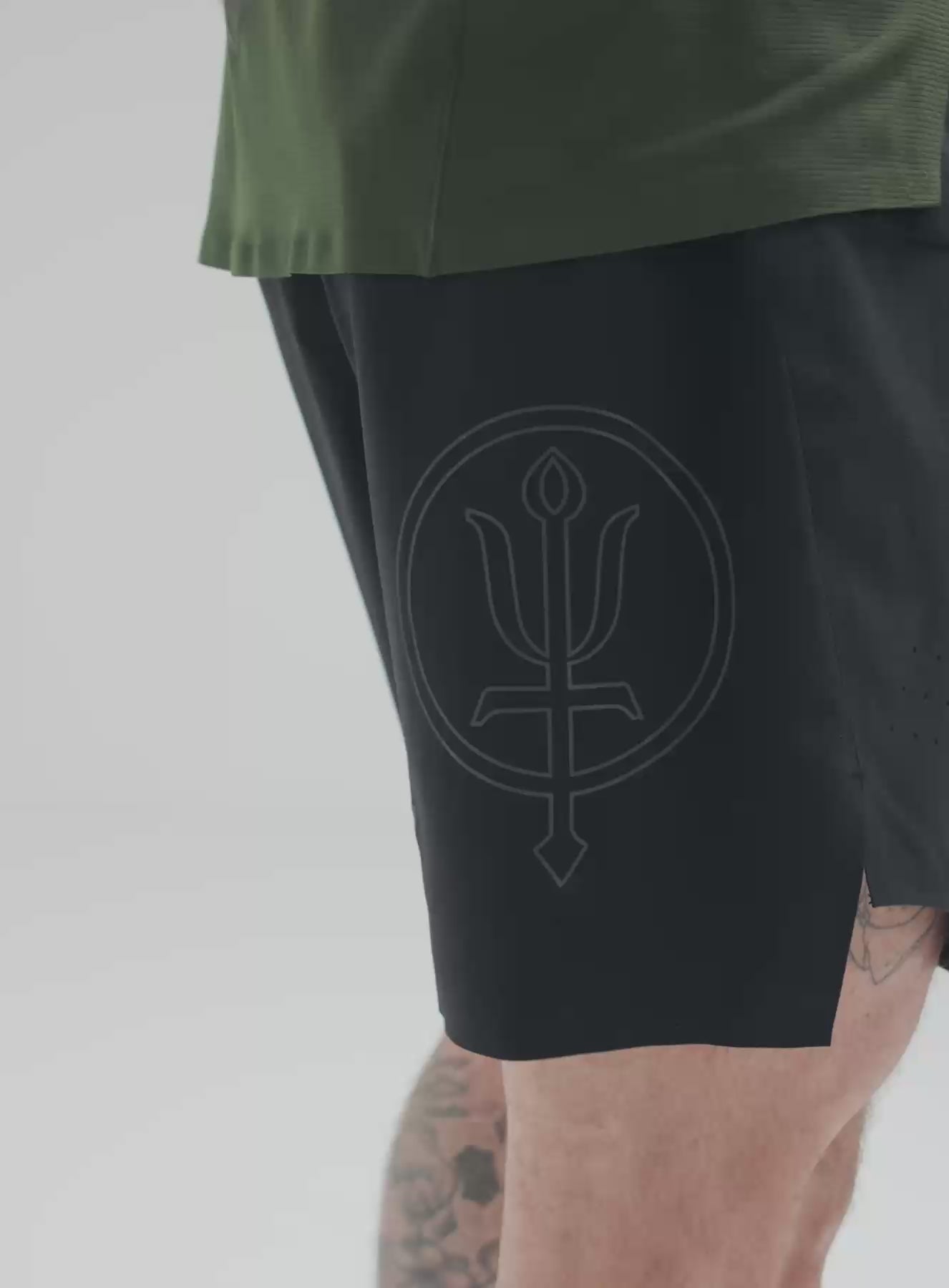 Hem Video Of Force Trail Running 7" Shorts (Video)